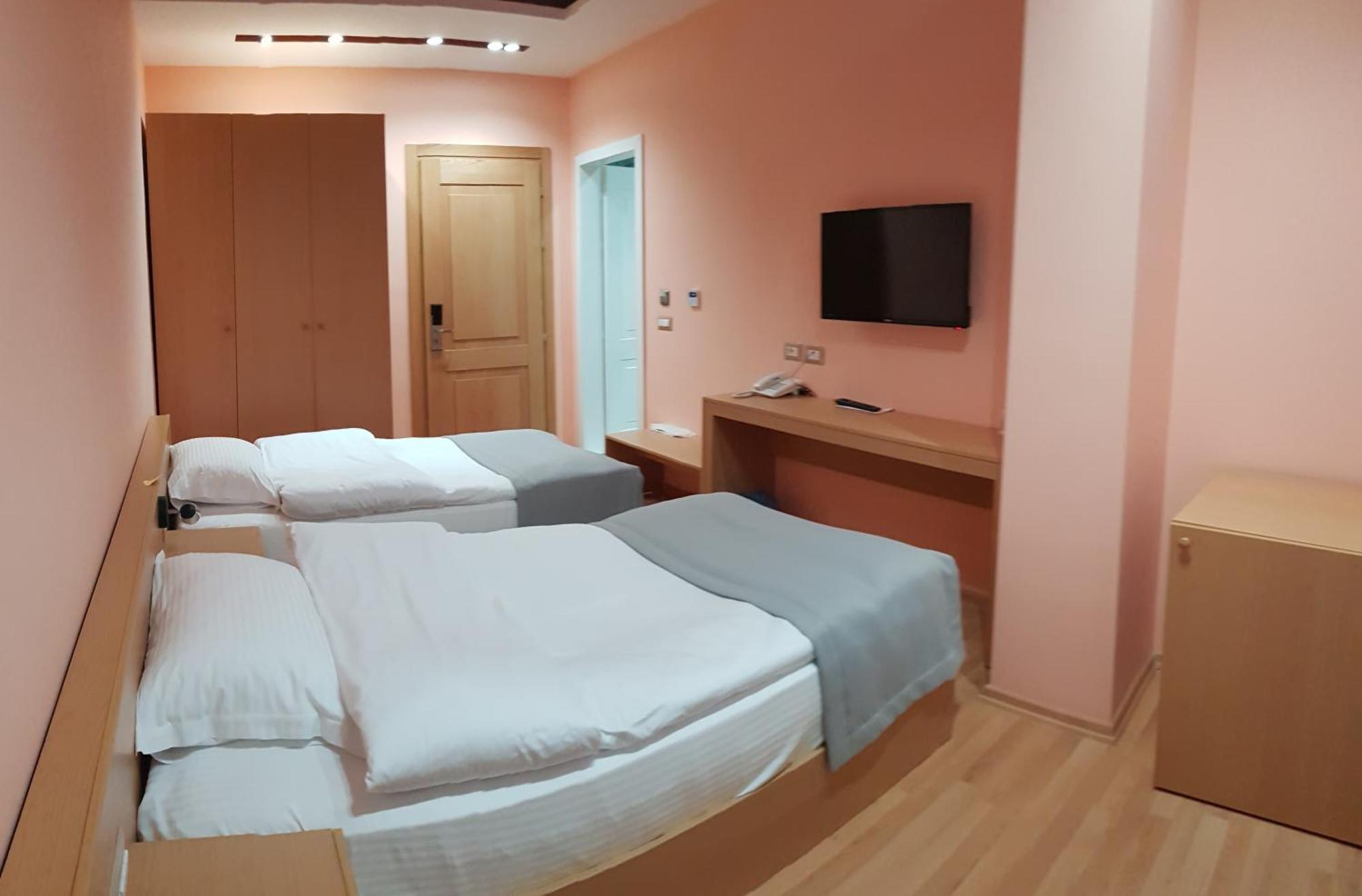 Hotel Elite Pogradec Zimmer foto