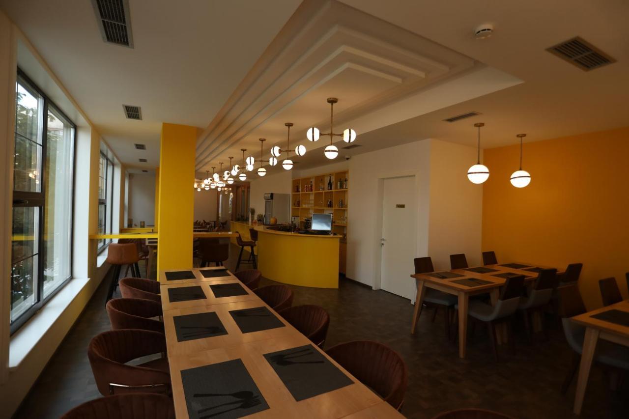 Hotel Elite Pogradec Exterior foto